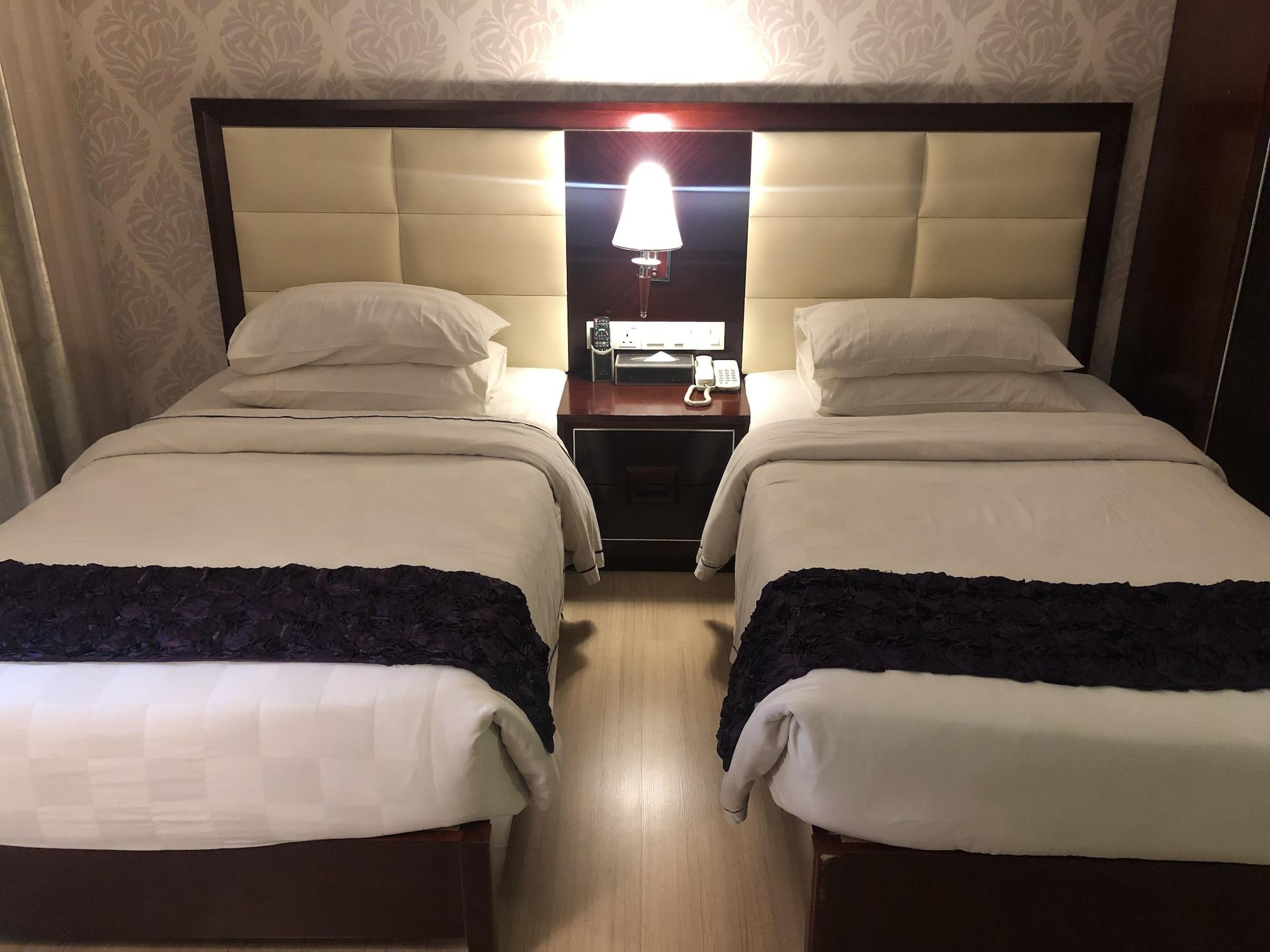ג'והור בהרו Pariss Hotel מראה חיצוני תמונה