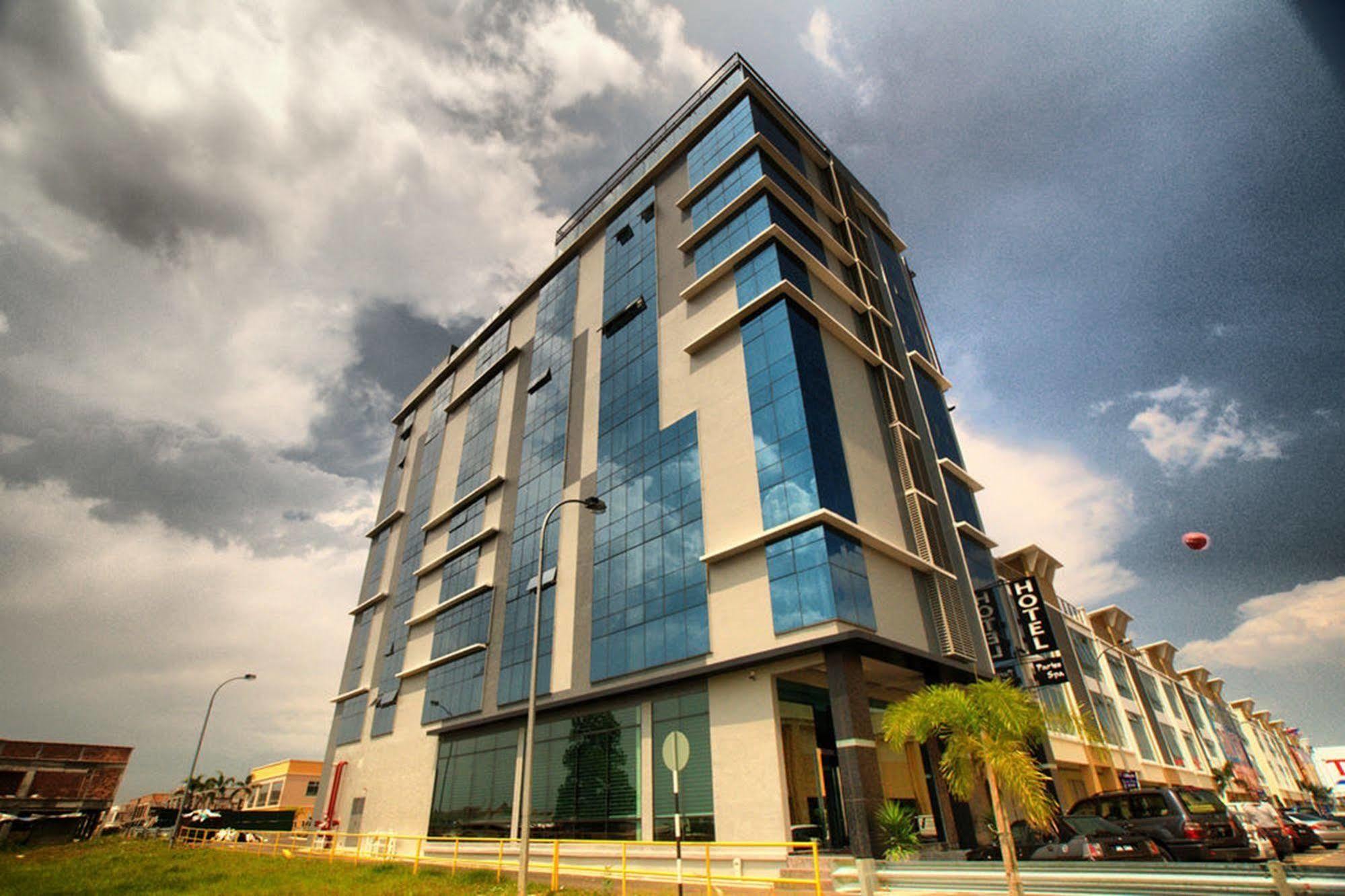 ג'והור בהרו Pariss Hotel מראה חיצוני תמונה